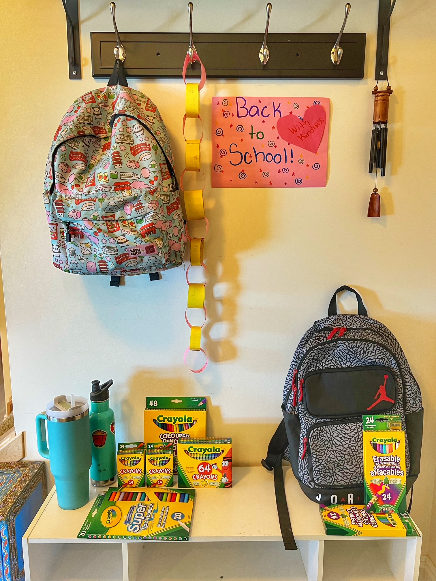 paper chain of acts of kindness craft with crayola products